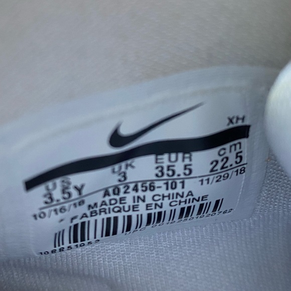 Nike Kyrie 5 ‘Have a Day’ sneakers (3.5Y) - Picture 8 of 8